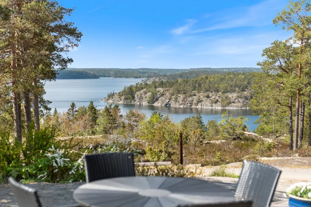 Terrace - Seaside Villa with Sauna & Pool near Ingaröfjärden