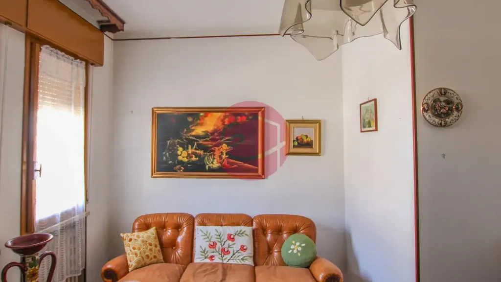 4-room house in IT