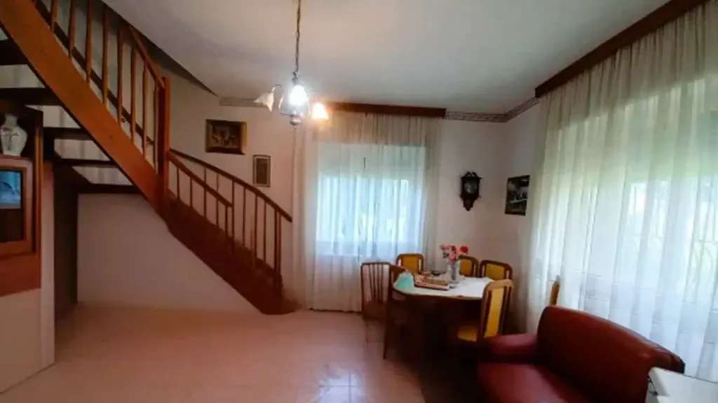 Elutuba - Detached House with Private Garden in Atessa