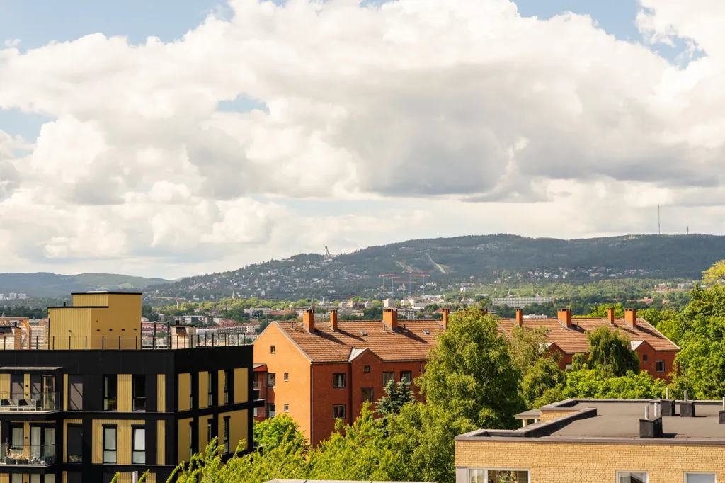 Balcony - 3-Bedroom Apartment with Garden Access in Oslo