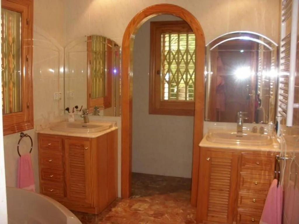 Salles de bain - Luxury Villa with Pool in Elche