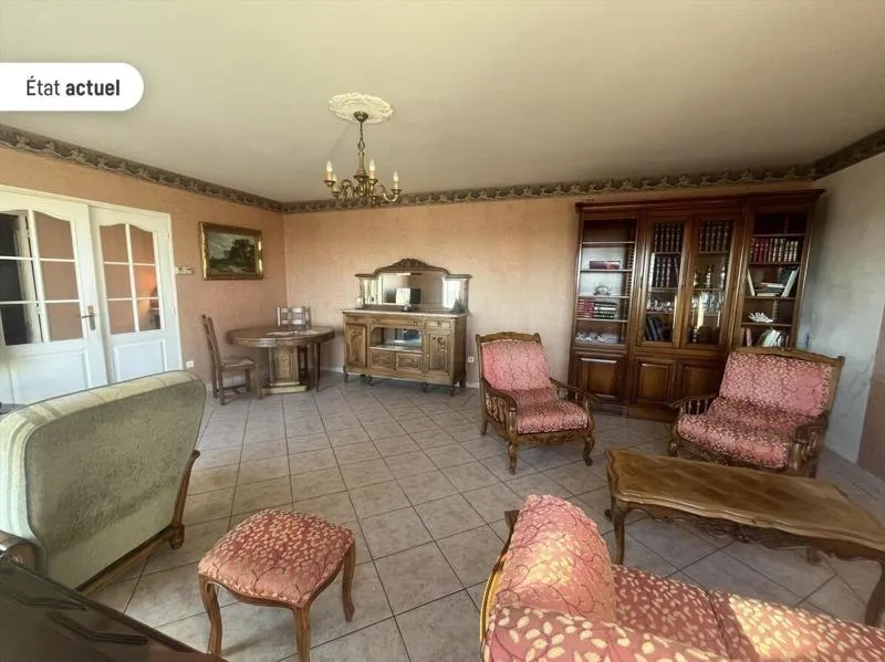 Elutuba - Detached House with Large Terrace near Polygone