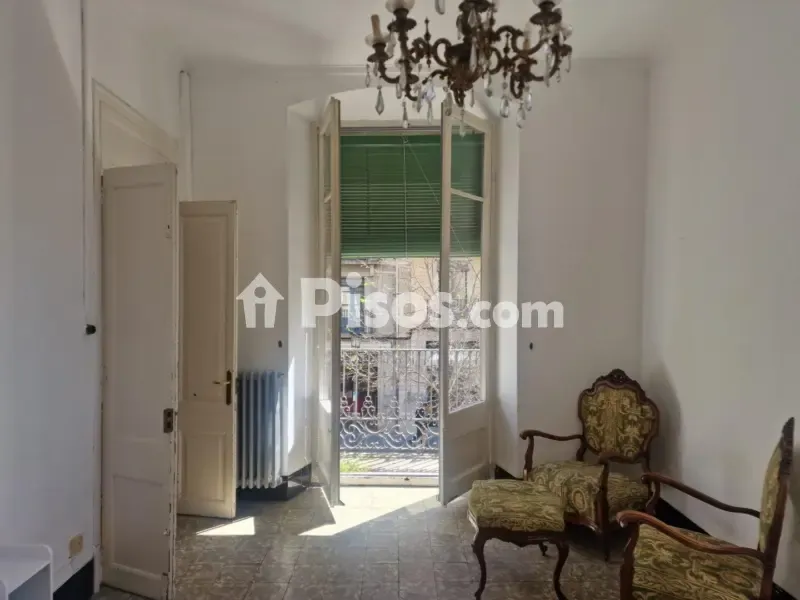 Entrée - Apartment with Balcony and River View in Girona