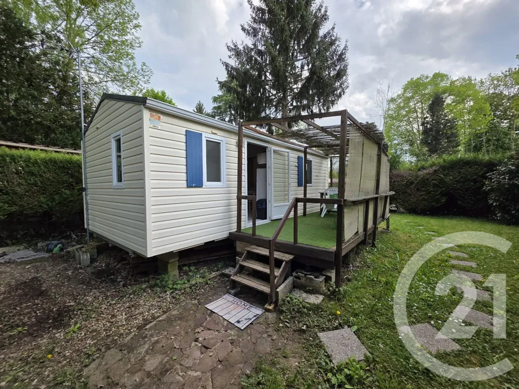 Välivaade - Caravaning Plot with Mobil-home in Condé-Sainte-Libiaire