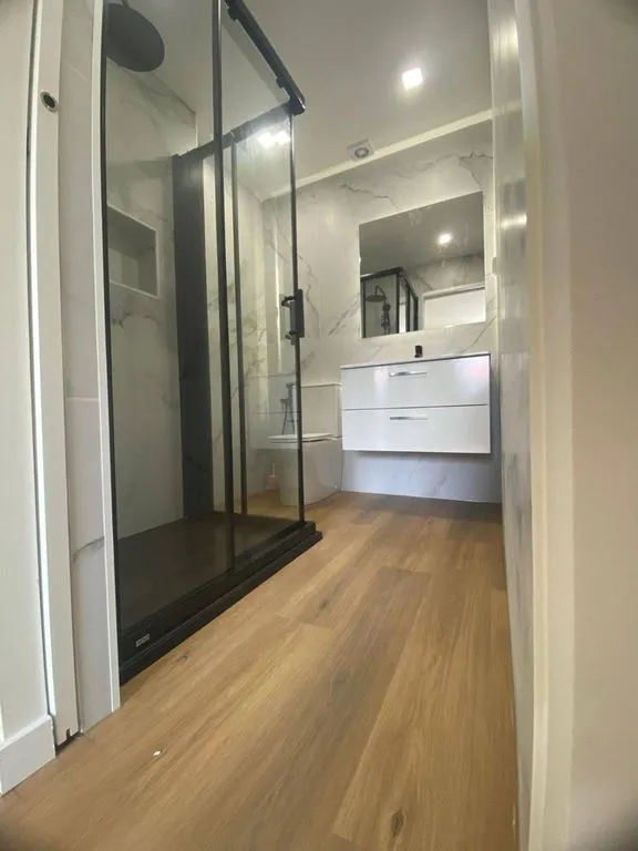 Bagni - Luxury Flat with Balcony in Odivelas, Lisbon