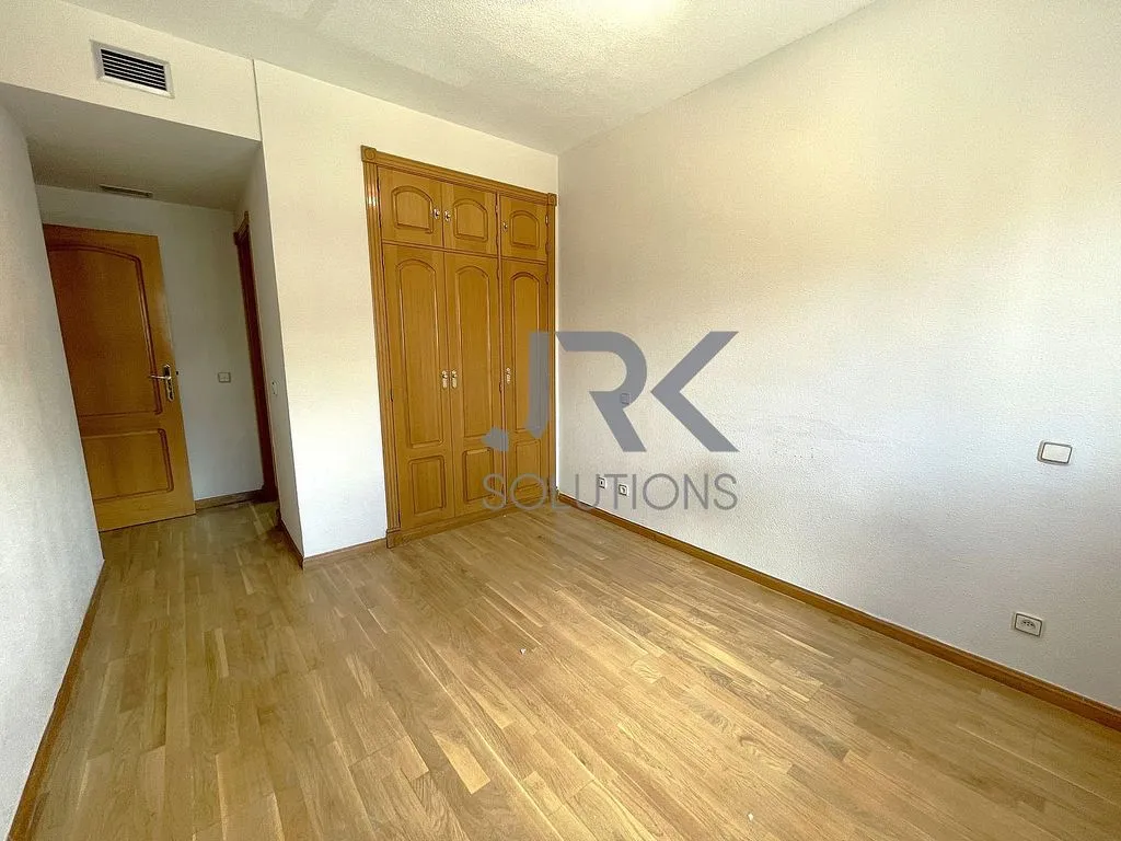 Pièces - Apartment with Pool in Aravaca