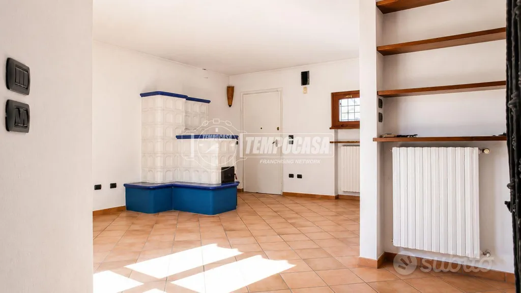 Maison 4 pièces à IT