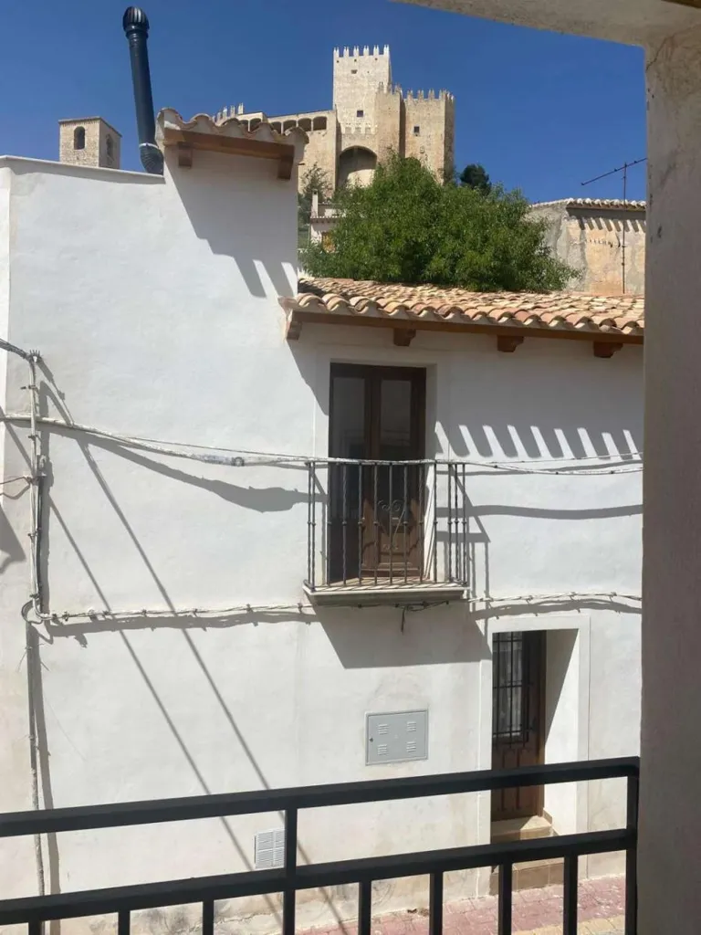 Rõdu - House for Renovation with Terrace in Vélez-Blanco