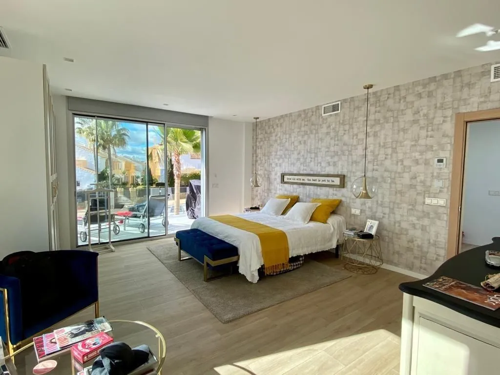 bedroom