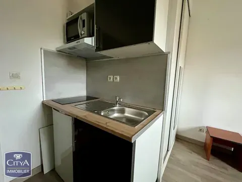Kitchen - Meubled Studio with Remparts View in Avignon