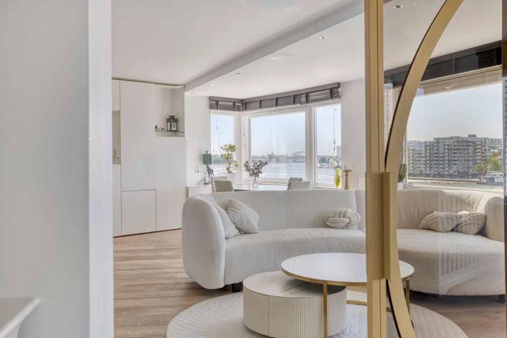 Séjour - Penthouse with Maas View in Rotterdam