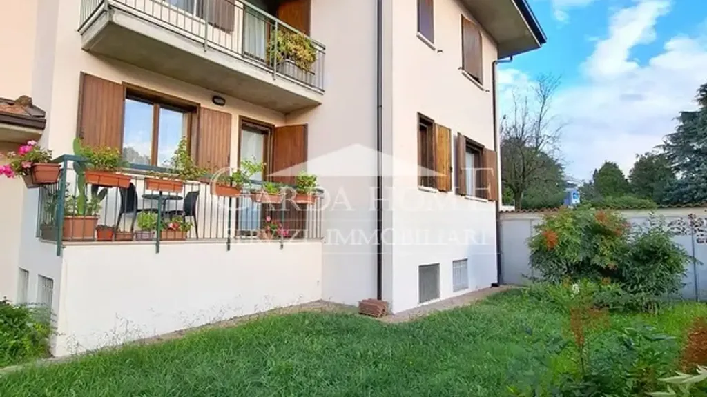 Aed - Bright Trilocale with Balcony in Lonato
