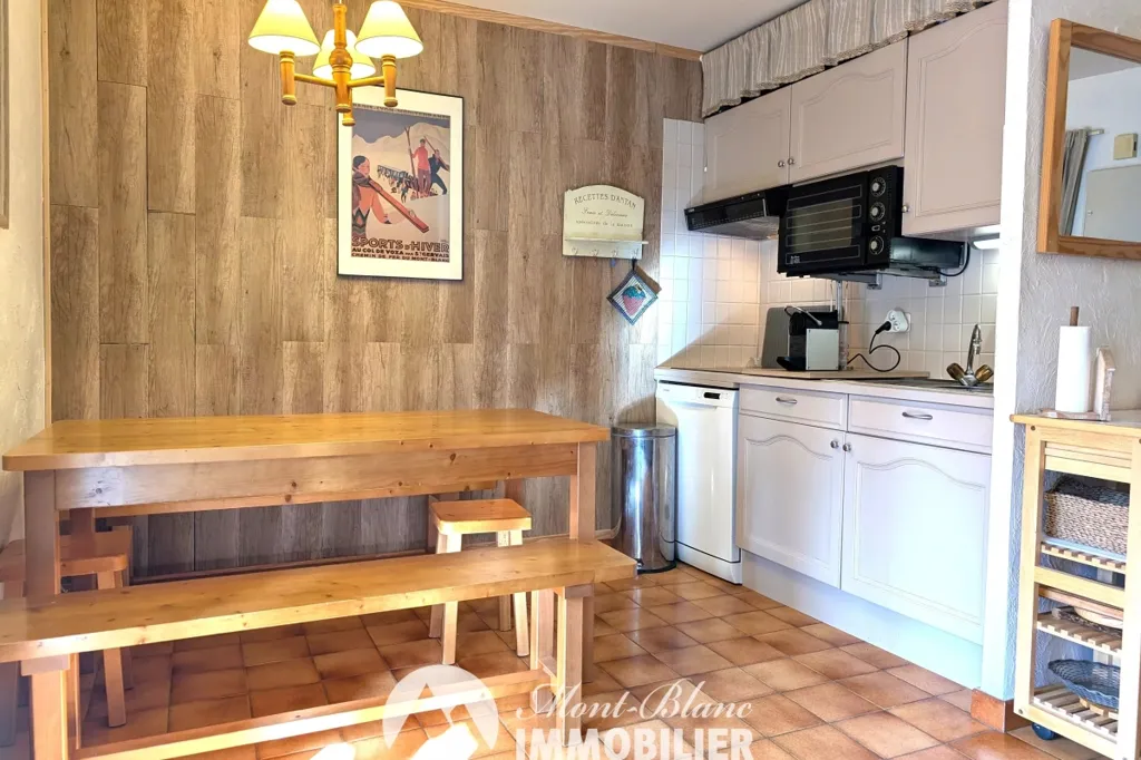 Dining Room - 2-Bed Apartment with Garden in Saint-Gervais les Bains