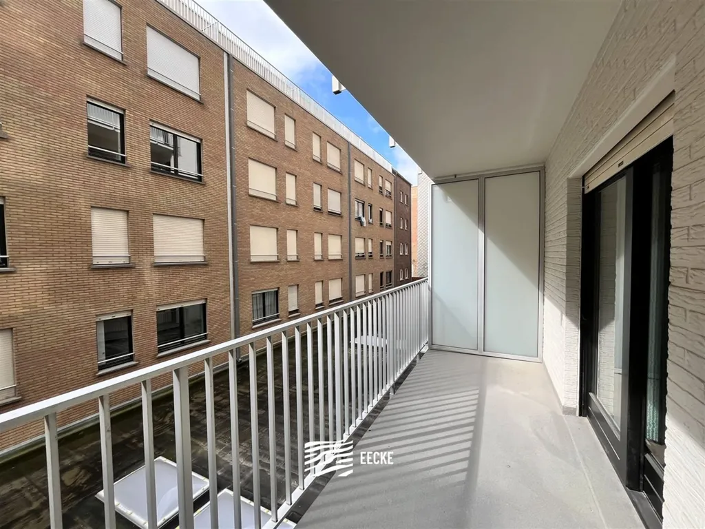 Rõdu - Spacious Sea View Apartment in Res. Ambassade B