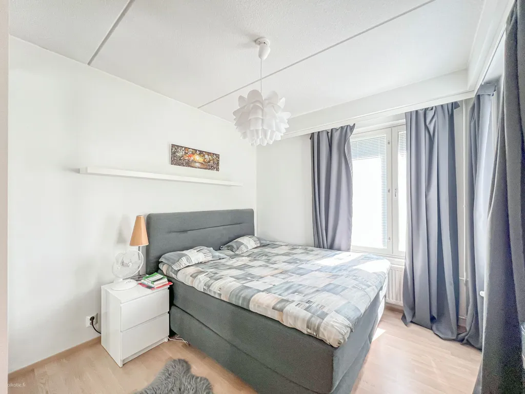 Bedrooms - Modern Flat with Balcony in Tikkurila, Vantaa