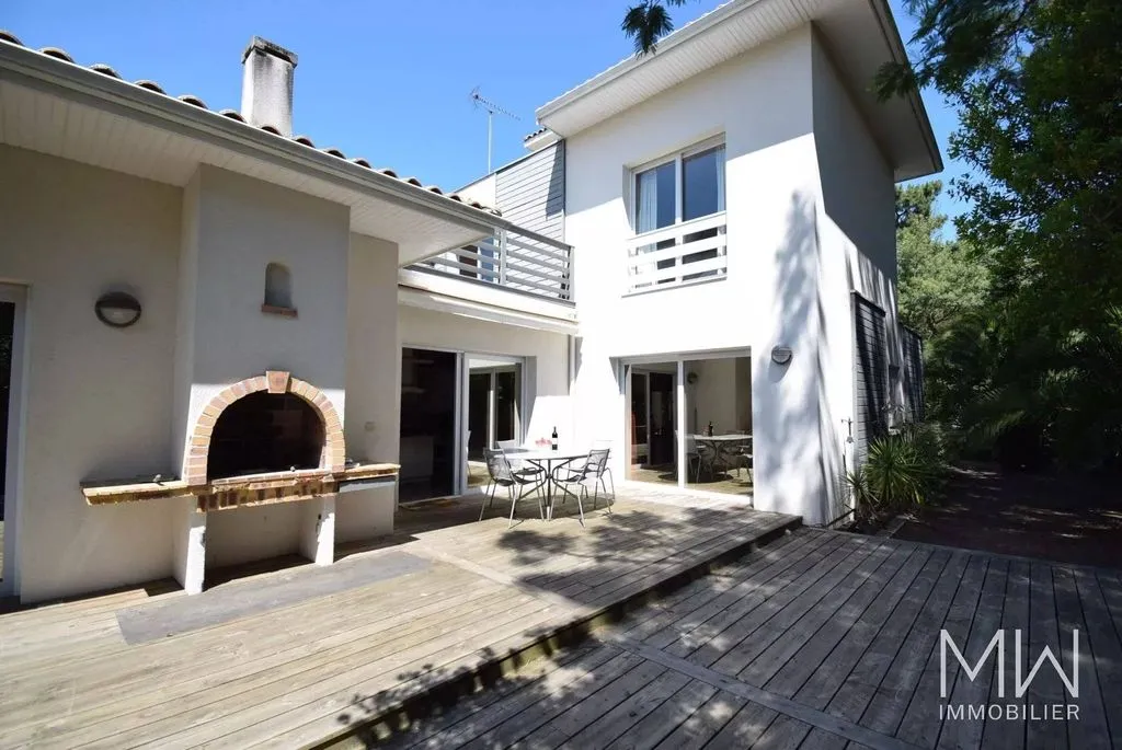 Terrasse - Villa Luxueuse avec Piscine à Cap Ferret