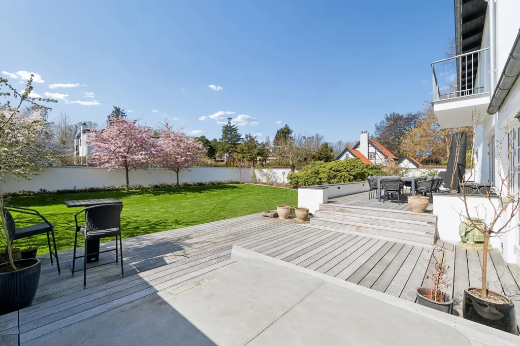 Aed - Villa with Jacuzzi Terrace in Charlottenlund