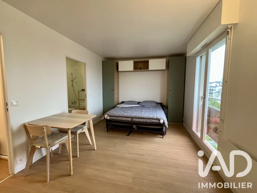 Bedrooms - Meubled Studio with Garden in Les Vallées