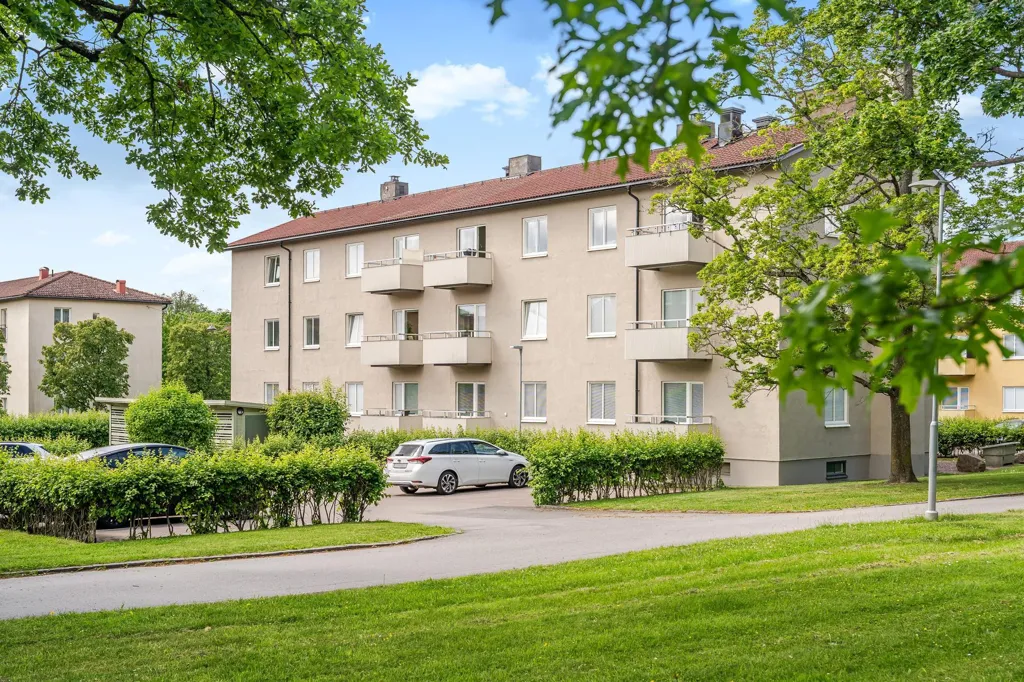 Giardino - Well-Maintained Two-Bedroom Flat in Tannefors