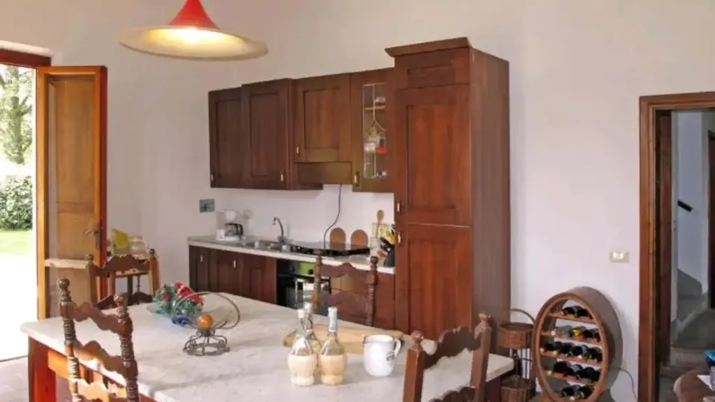 Sala da pranzo - Panoramic Studio with Balcony in Fucecchio