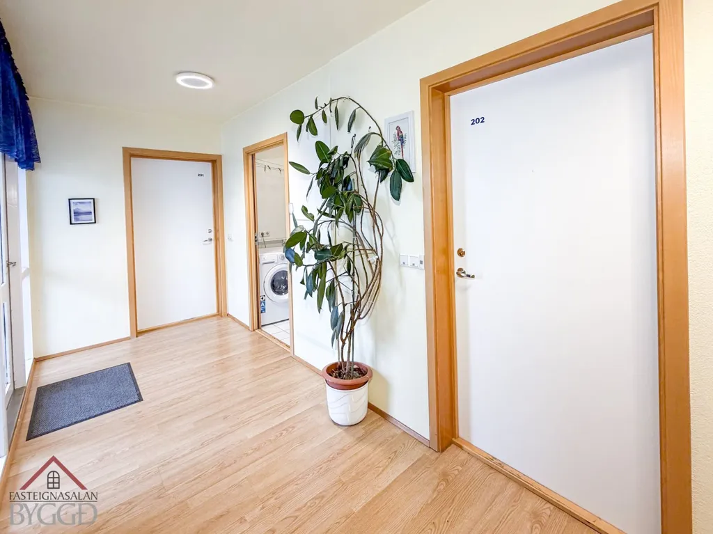 Entrée - Apartment with West Balcony in Reykjavik