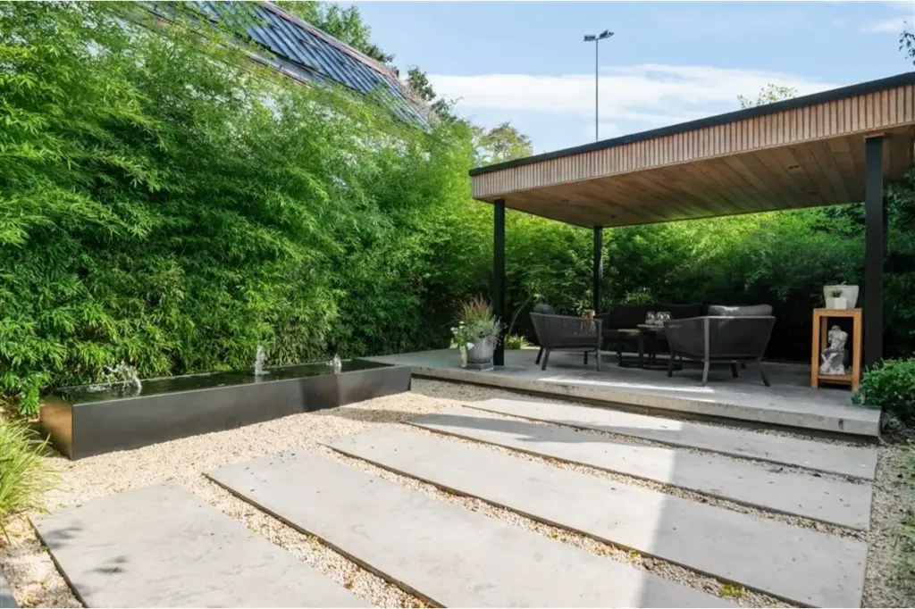 Terrass - Apartment with Terraced Garden in Mortsel