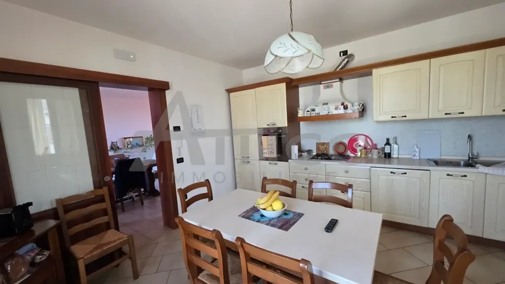 Söögituba - Independent House with Private Garden in Pincara
