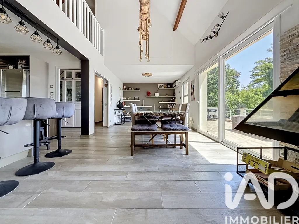Salle à manger - Maison d'Architecte avec Piscine à Linas