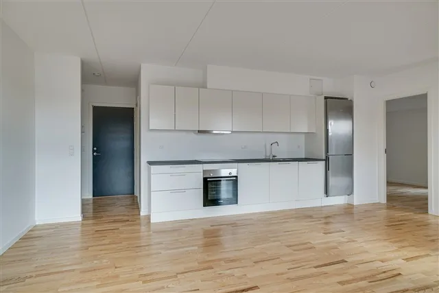 Köök - Three-Room Apartment with Balcony in Aalborg