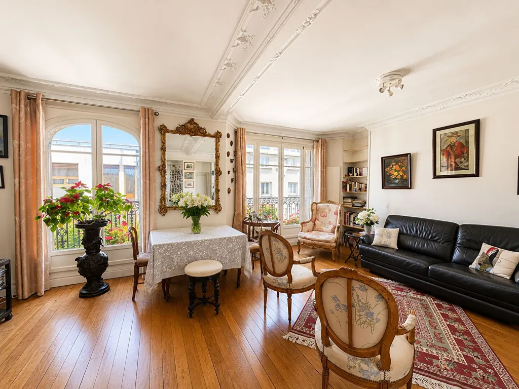 Séjour - Appartement Lumineux avec Balcons à Paris 15