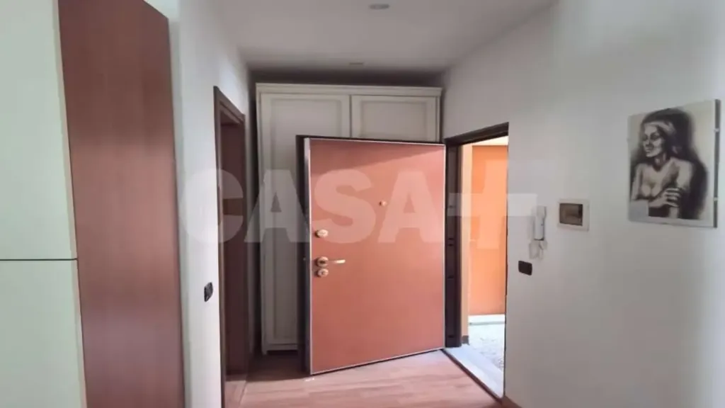 Ingresso - Bright 2-Bedroom Apartment in Varese