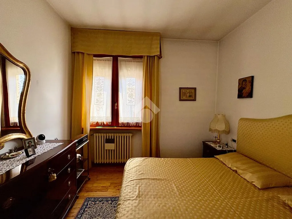 Magamistoad - Central Bifamiliare with Private Garden in Adro