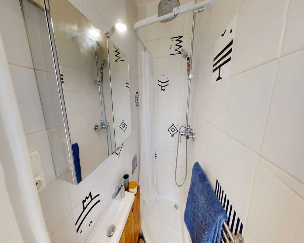 Salles de bain - Chambre Meublée à Necker, Paris