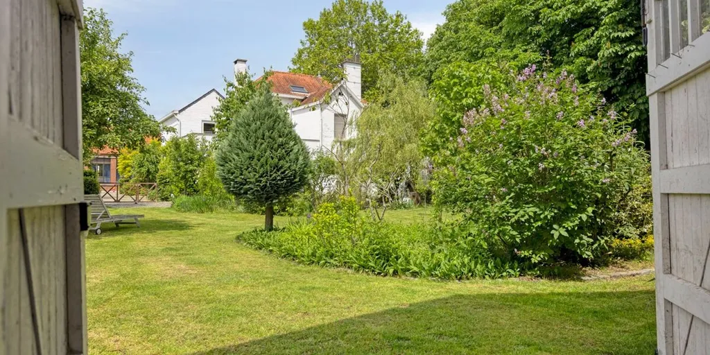 Aed - Historic Villa with Garden in Heppen