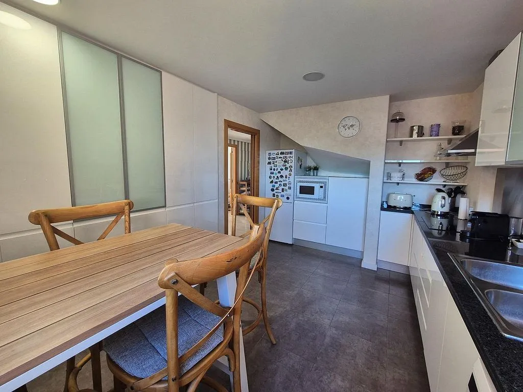 Comedor - Ático duplex con terraza en Carrer de l'Estatut Valencià