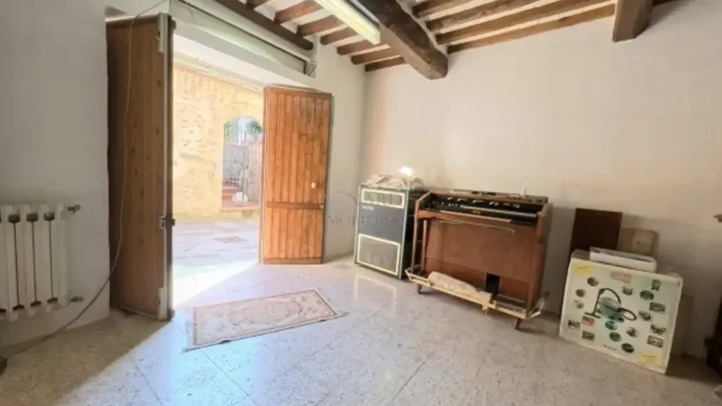 Pièces - Rustic Townhouse with Central Location in Sansepolcro