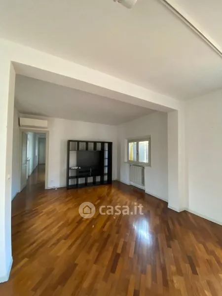 Séjour - Rustic-Style Flat with Caminetto in Modena
