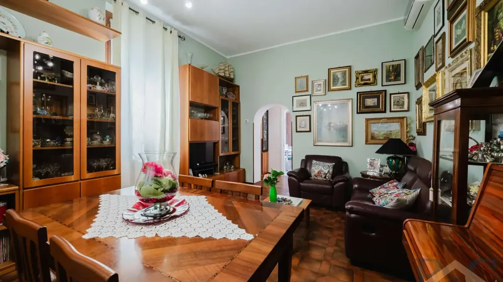 Sala da pranzo - Bifamiliar Villa with Garden in Milan
