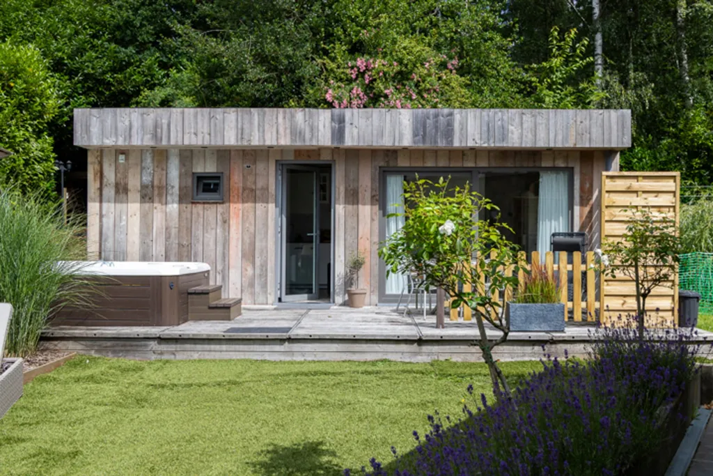 Aed - Villa with Garden Studio in Dworp