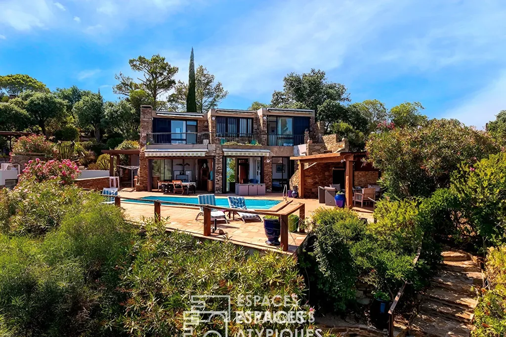 Õhuvaade - Architectural Villa with Sea View in Bormes-les-Mimosas