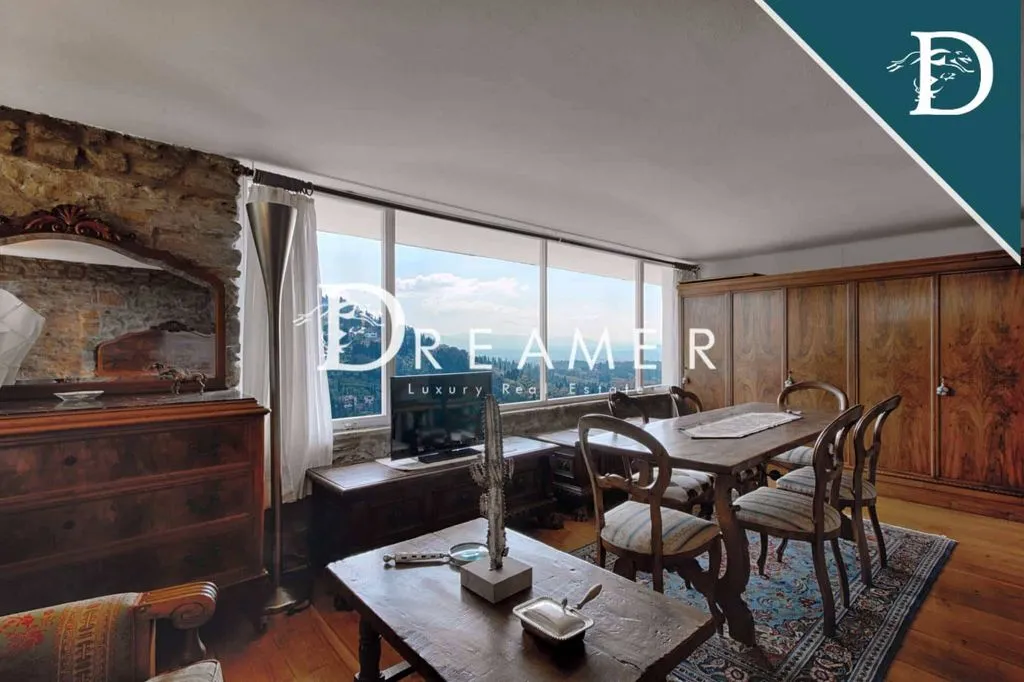 Elutuba - Luxury Apartment with Private Garden in Florence