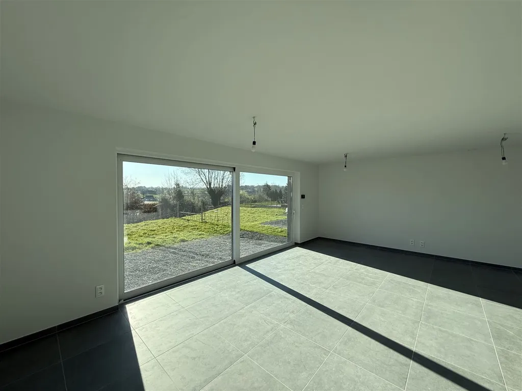 Soggiorno - Eco-Friendly House with Solar Panels in Cerexhe-Heuseux