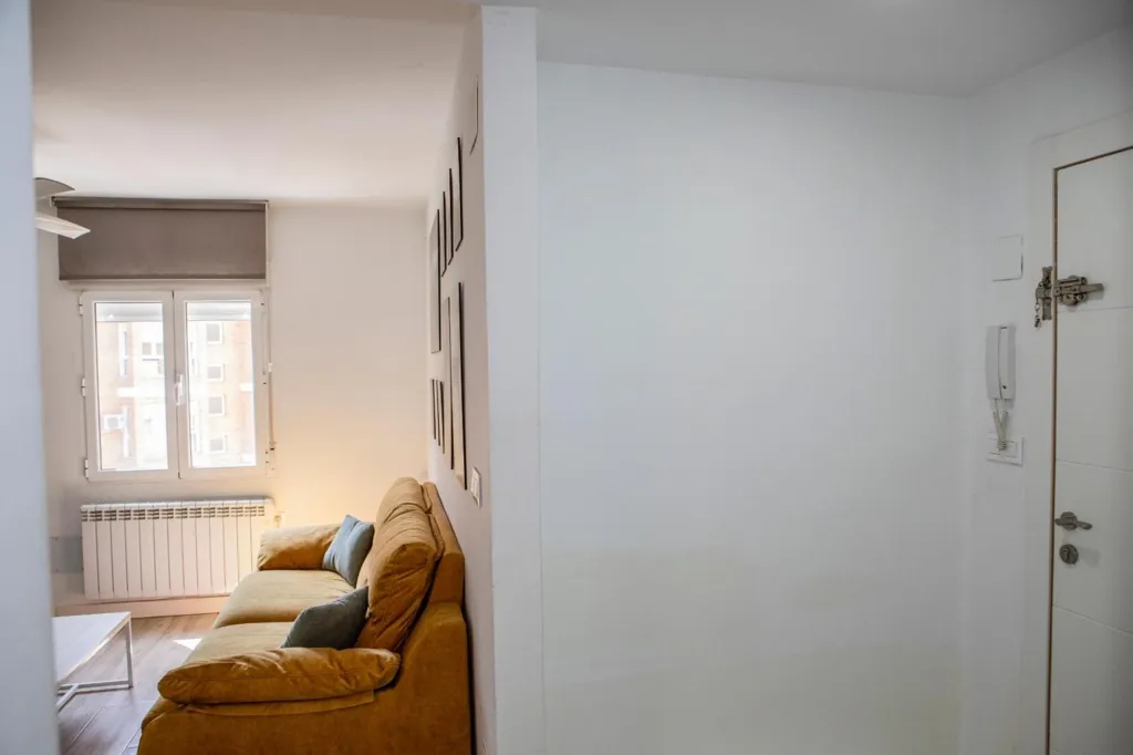 Elutuba - Bright Flat with Modern Design in Albacete