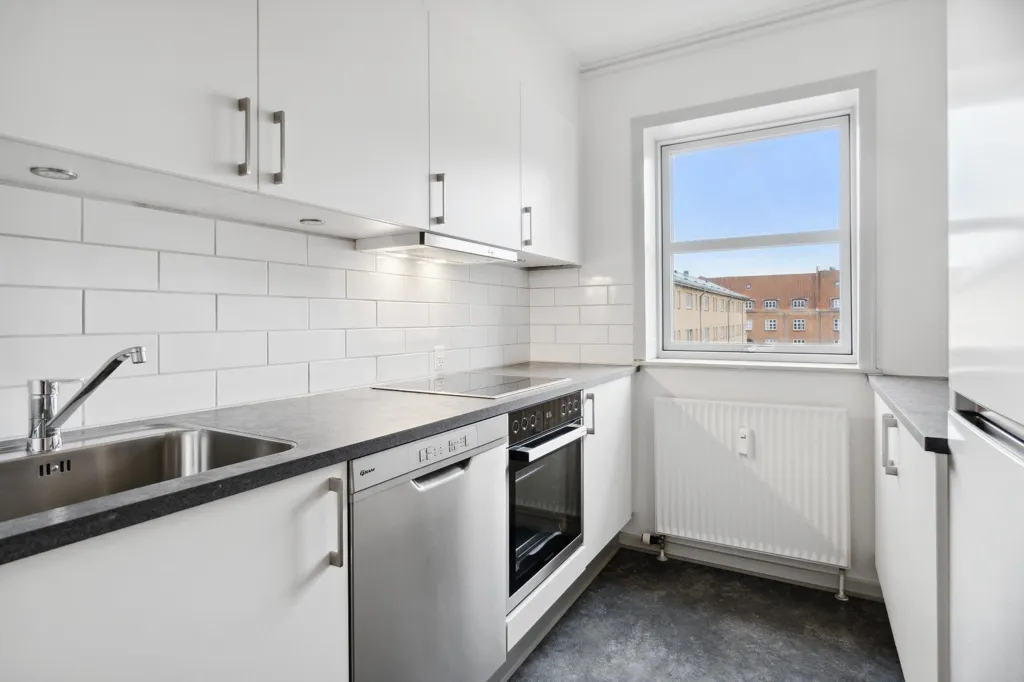 Cucina - Modern Apartment with Balcony in Vejle
