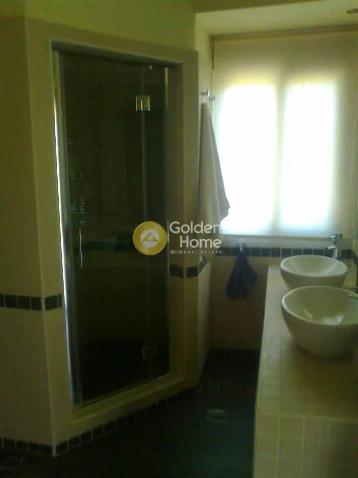 Vannitoad - Modern Villa with Garden in Kapanthi