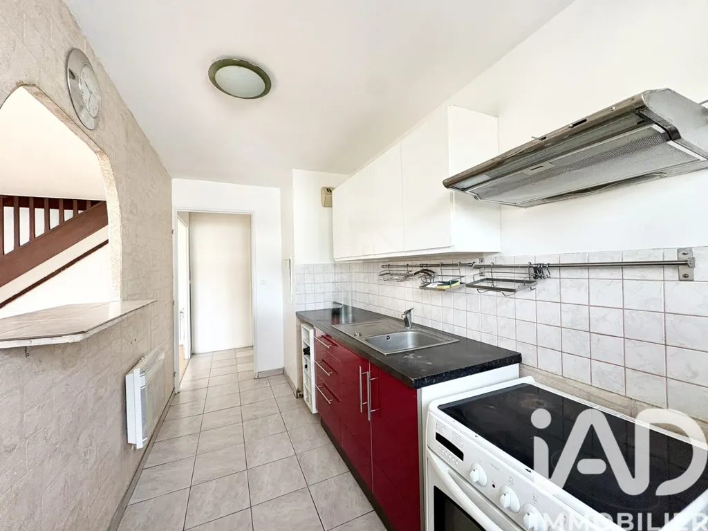 Cuisine - Duplex 4 Pièces avec 2 Boxes à Montmagny