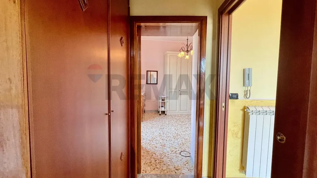 hallway_entrance