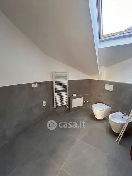 Salles de bain - Mansarded Apartment in Art Deco Building, Turin