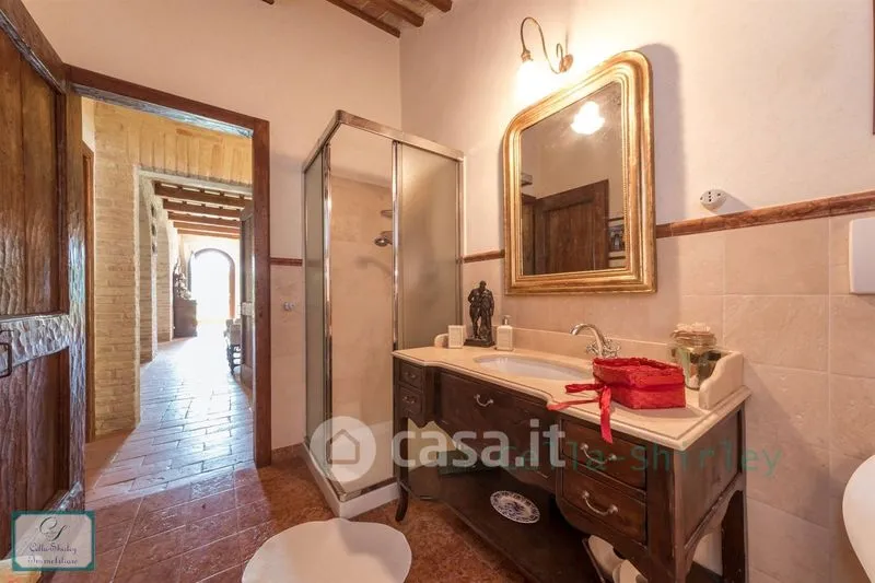 Salles de bain - Restored Rustico with Views in San Claudio