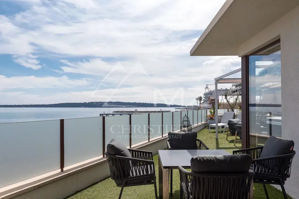 Terrasse - Villa Rénovée avec Terrasse à Palm Beach, Cannes